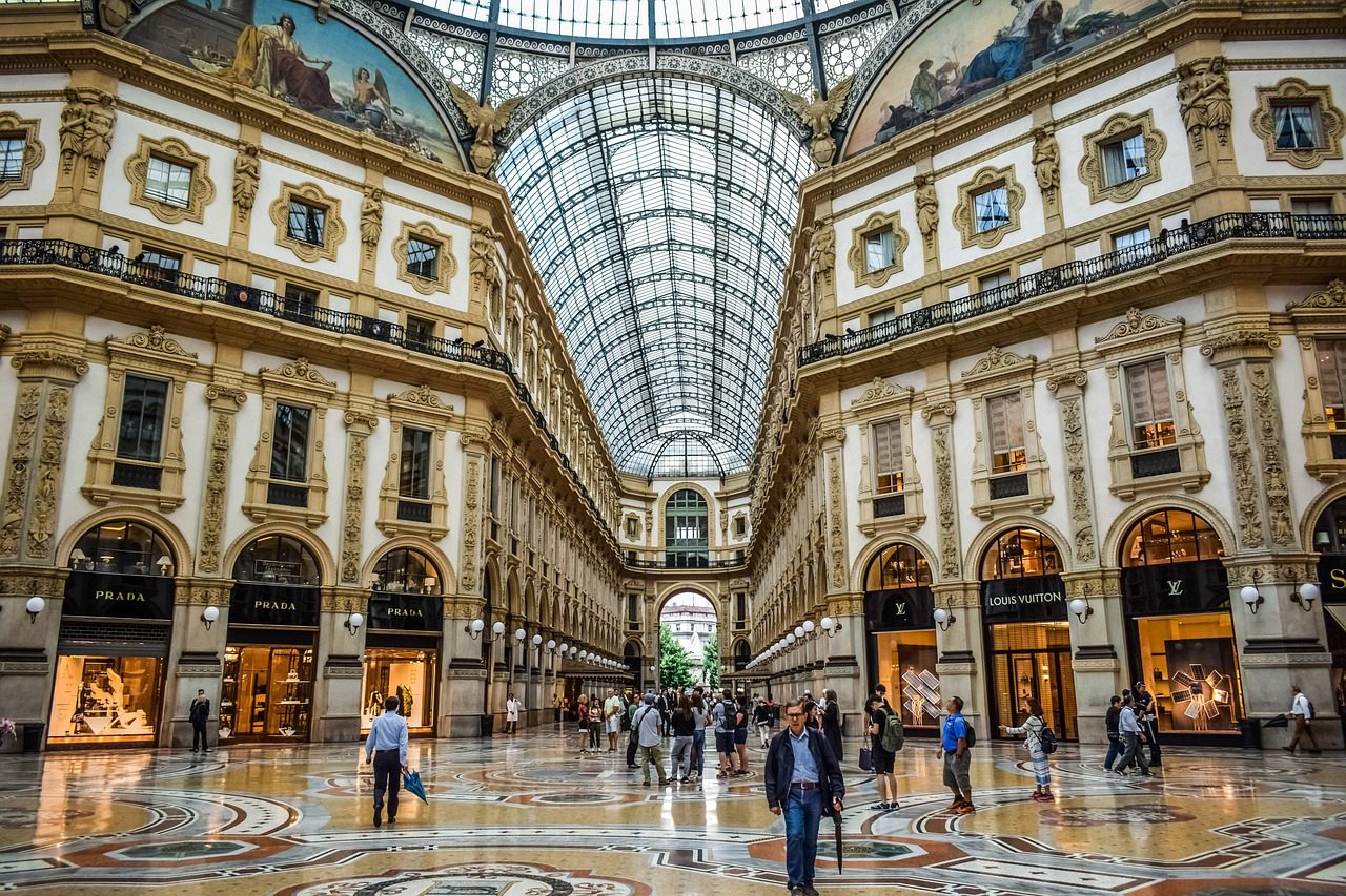 🇮🇹 Mediolan od 147 zł z 9 miast