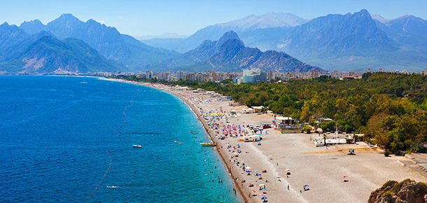 🇹🇷 Turcja od 324 zł w obie strony — Antalya, Izmir i Stambuł